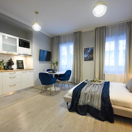 Ferienwohnung Urban Adventure For Two Bukarest Exterior foto