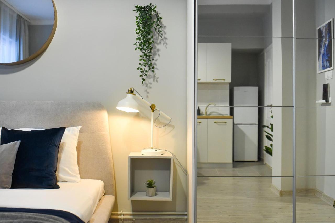 Ferienwohnung Urban Adventure For Two Bukarest Exterior foto